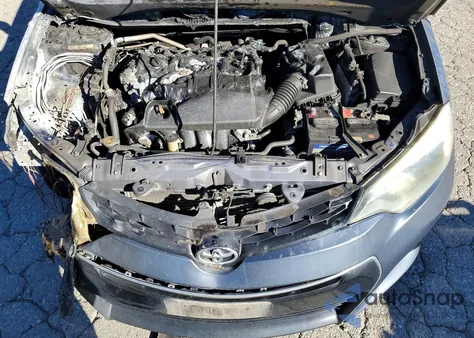 2015 Toyota Corolla L z USA, uszkodzony, nr VIN 5YFBURHE7FP295033